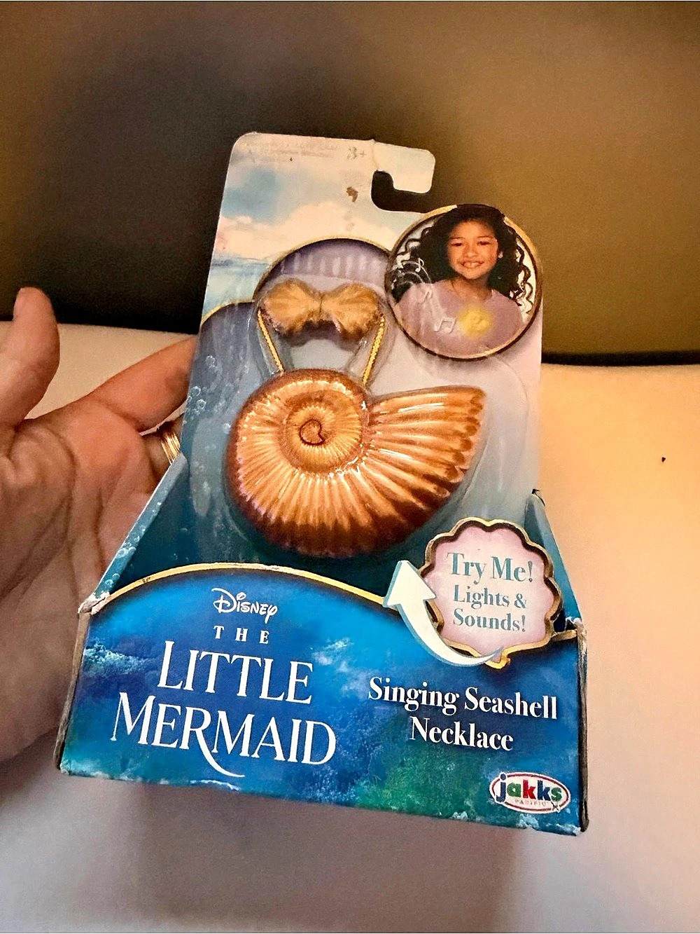 Disney Little Mermaid Singing Seashell Necklace Singing Seashell Necklace NWT